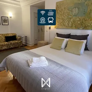 Homestay That Place For U - Vintage, Lisbon