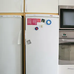 Homestay Rua Luciano Cordeiro Bhuiyan Family Host, Lisbon